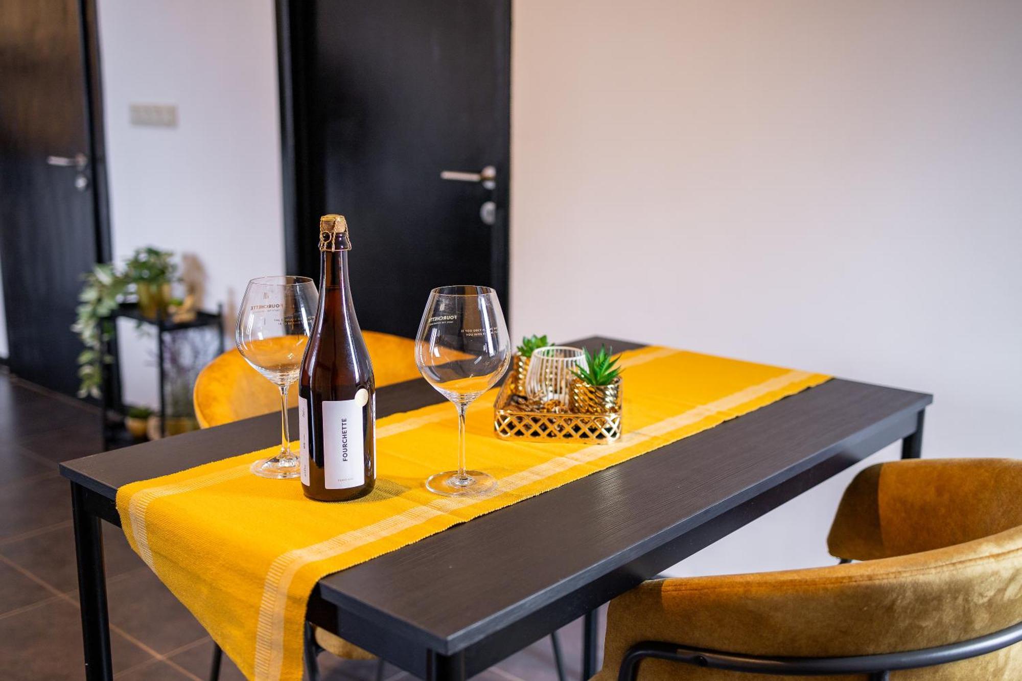 Appartementen The Place 2 Beer Бюллінген Екстер'єр фото